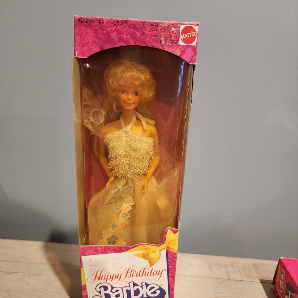 Vintage RARE 1980 Happy Birthday Barbie